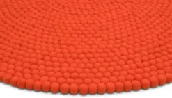 Filzkugelteppich