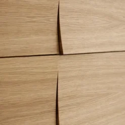 Sideboard Reflect