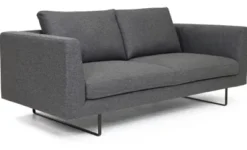 Sofa August