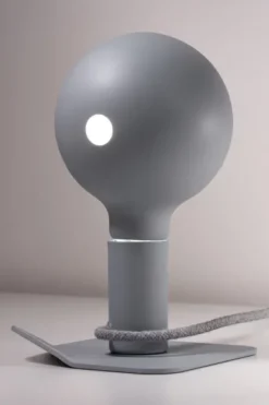 Tischleuchte Base Magnetica